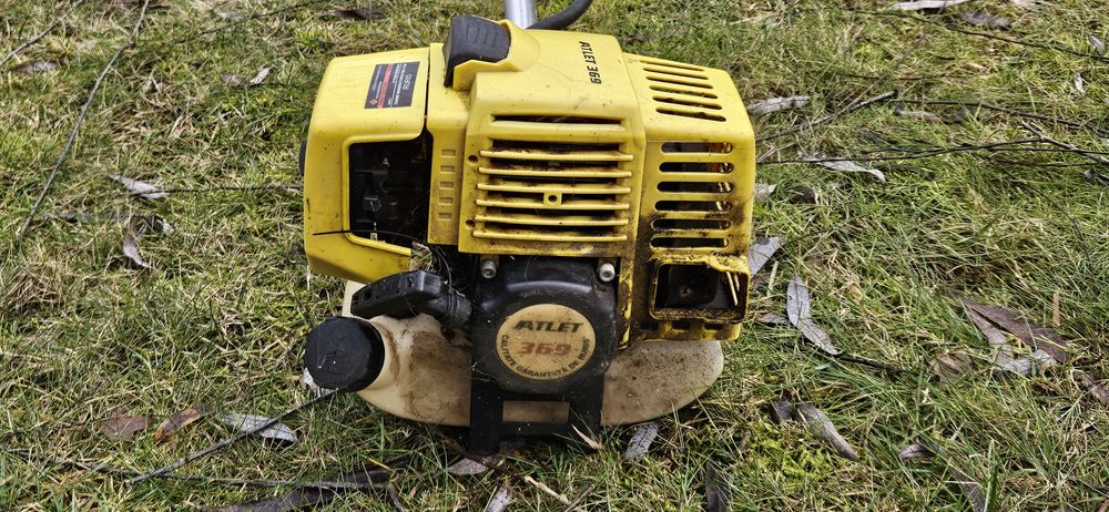 Motocoasa Ruris atlet 369 pe benzina