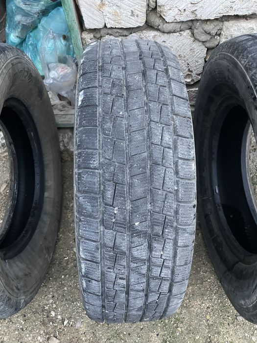 225/70R16 сатылады