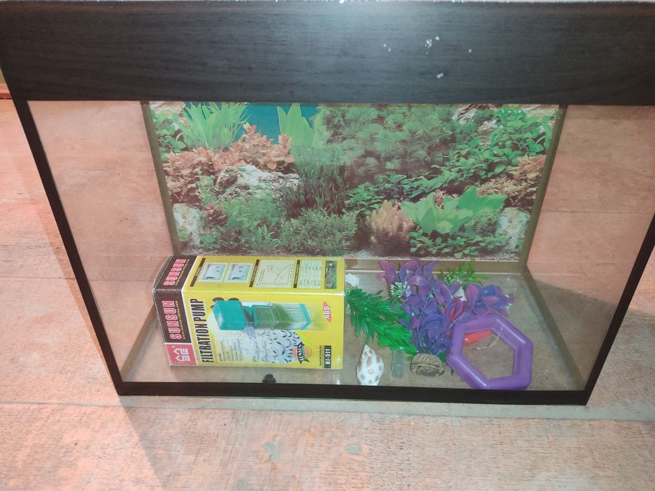 Аквариум почти новый