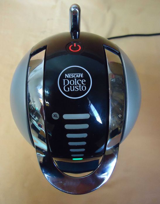 Кафемашина с гаранция 1 година NESCAFÉ® Dolce Gusto Delonghi Genio 2