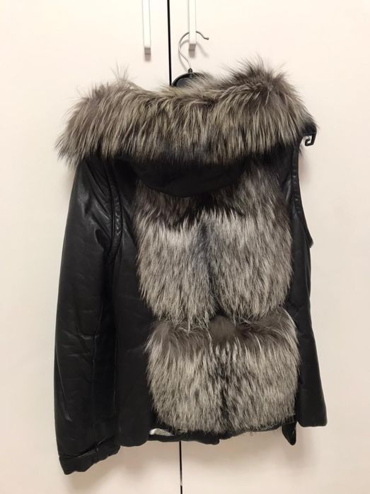 Продам кожаную куртку зима трансформер