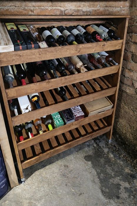 Raft pentru sticle de vin