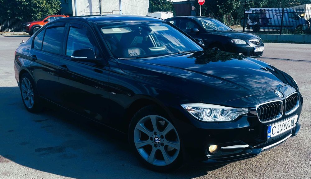 BMW F30 - 318D Navigație  • Apple CarPlay • Cameră Marșarier