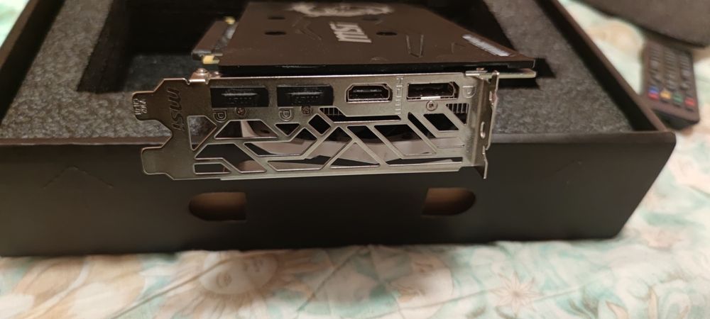 Видео карта: Nvidia Geforce GTX 1660 TI ARMOR