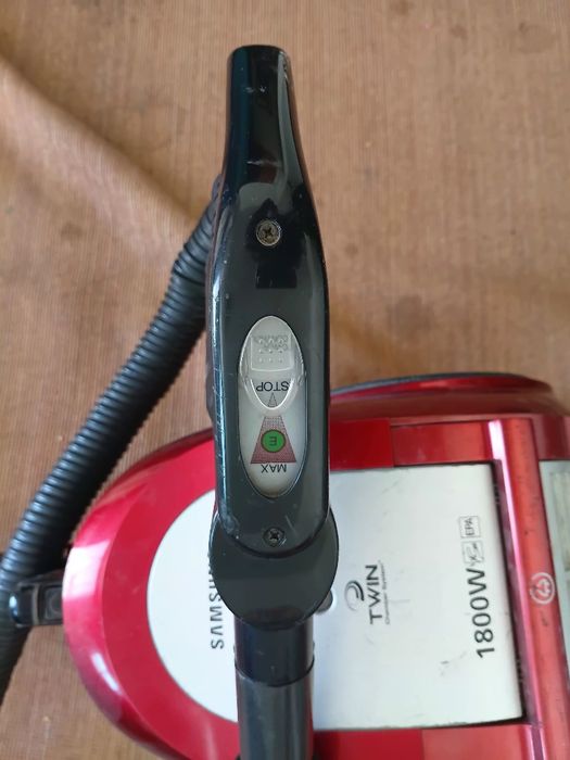 Пылесос самсунг.