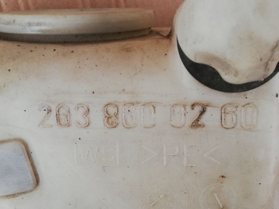 Rezervor lichid parbriz 2038600260 mercedes c class W 203  c180 c220
