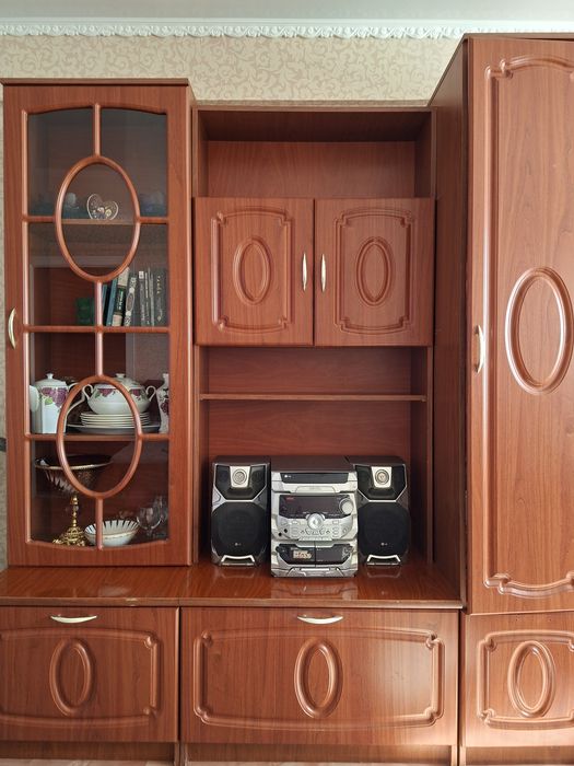 Продам гостинная стенку.