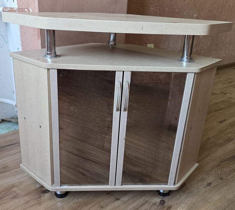 Тумбочка под телевизор