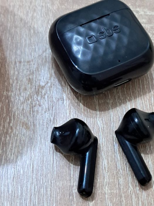 продавам слушалки за Bluetooth за телефон