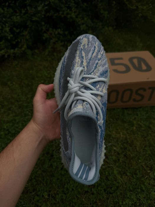Adidasi Yeezy 350 V2 Frost Blue / Premium
