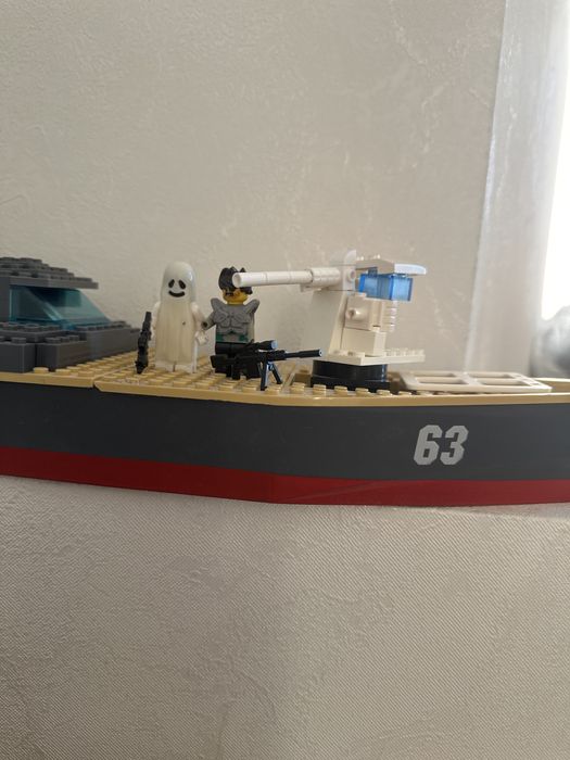 Китацский корбаль лего военный