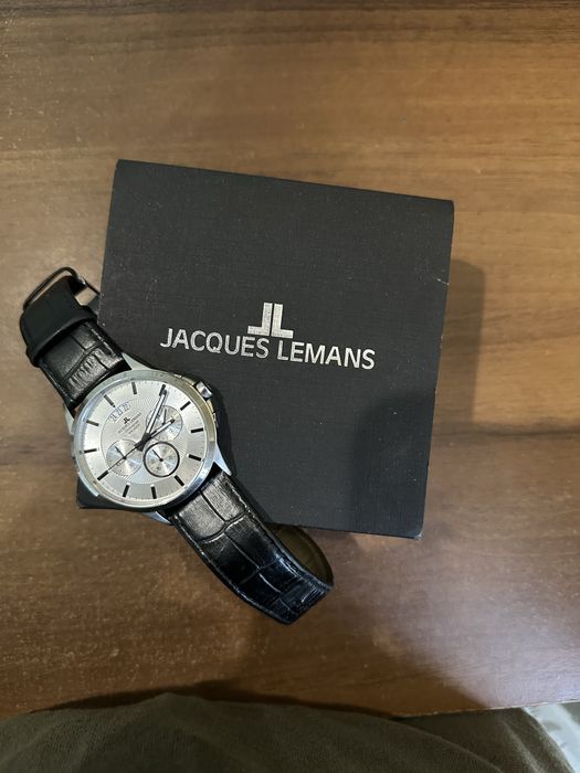 Наручные часы мужские Jacques Lemans