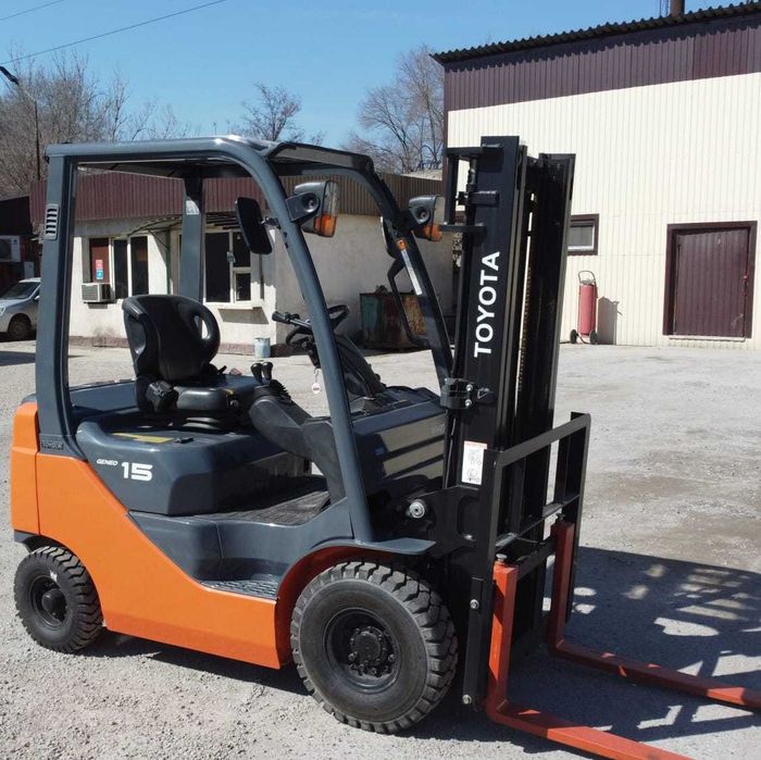 Обслуживание Кары Вилочных погрузчиков