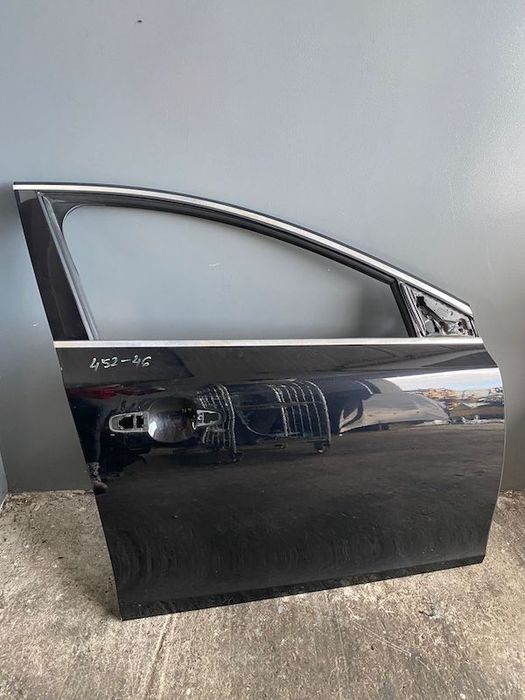 Portiera Usa Dreapta Fata VOLVO V40