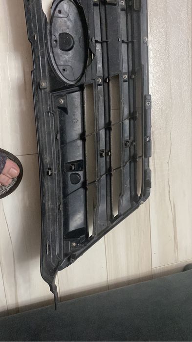 Решётка радиатора Субару Аутбэк