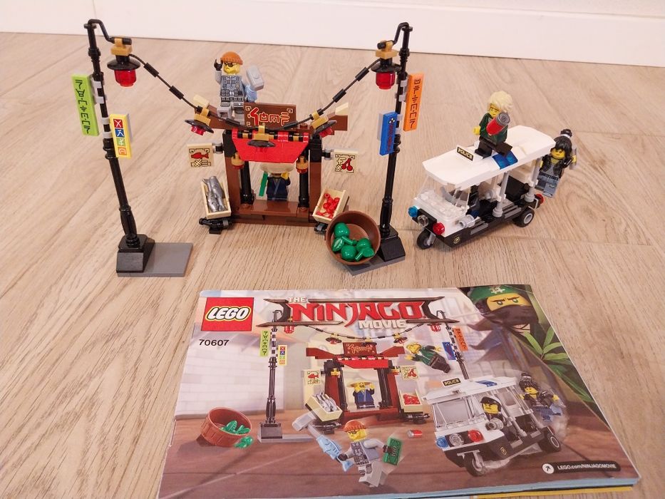 Vând seturi  Lego Ninjago