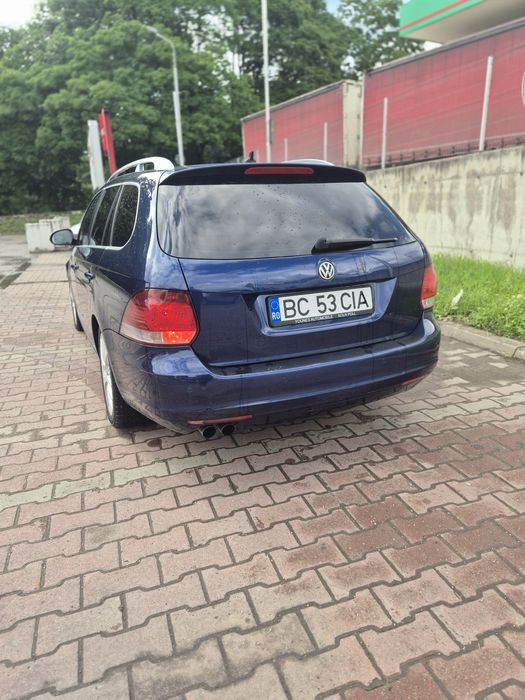 Volkswagen Golf 6 Variant 2.0 TDI DSG – 2010 – 240.000 km