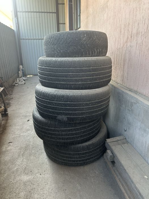 Продам шины для джипа