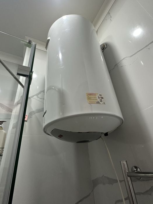 Продам аристон бу-100л