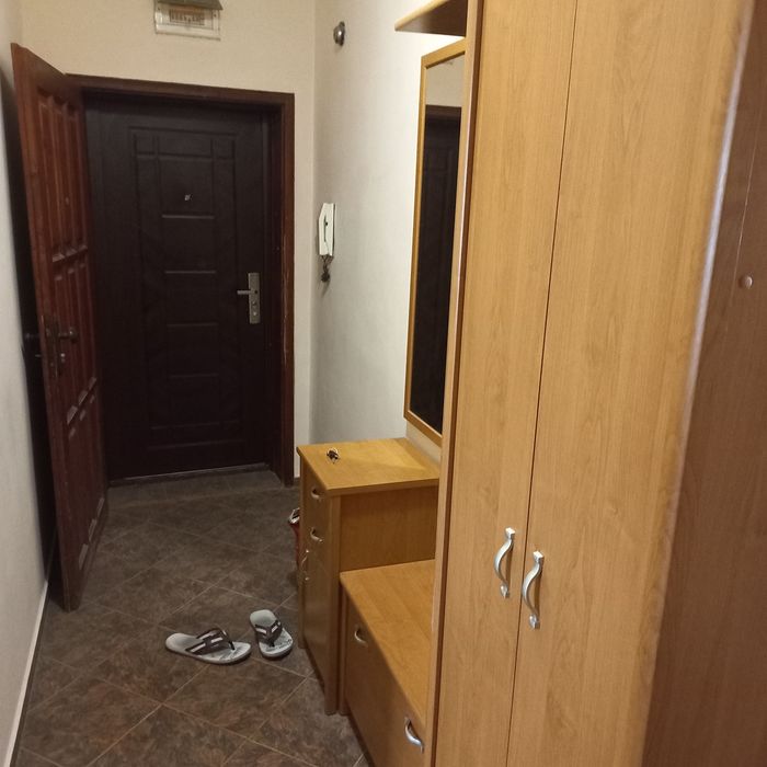 Тристаен обзаведен апартамент