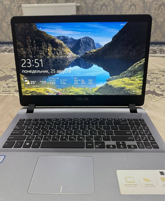 Продается Asus vivobook core i3 7thgen