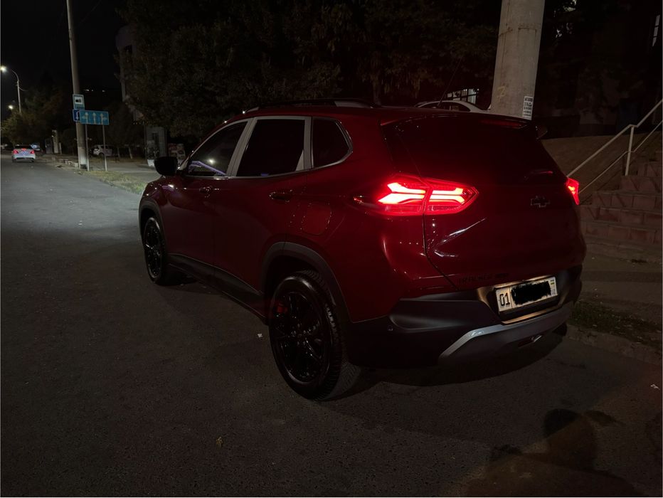 Tracker 325t redline