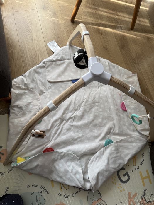 Saltea Lovevery bebelusi