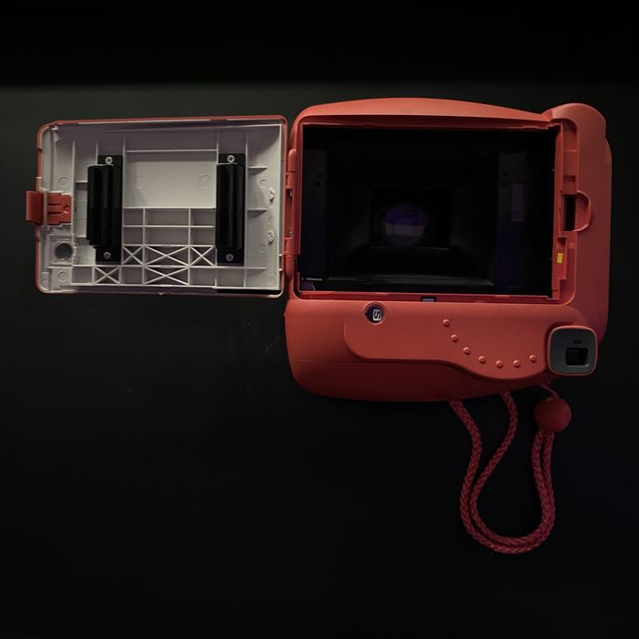 Продам INSTAX mini 8