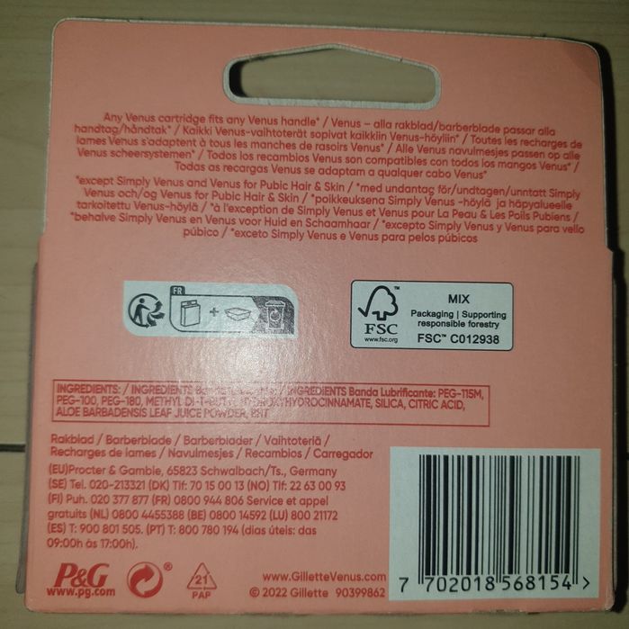 Set 4 rezerve Gillette Venus smooth Sensitive  3 lame sigilat
