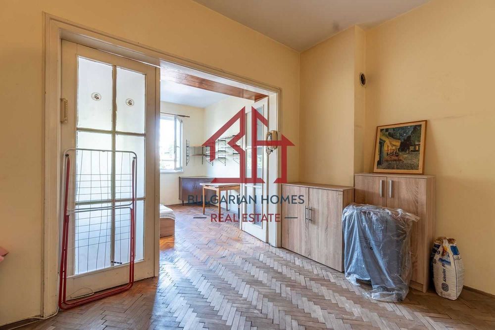 Продава се Тристаен апартамент в София, Център - 74 кв.м за 2973 €/кв.м - Снимка #3