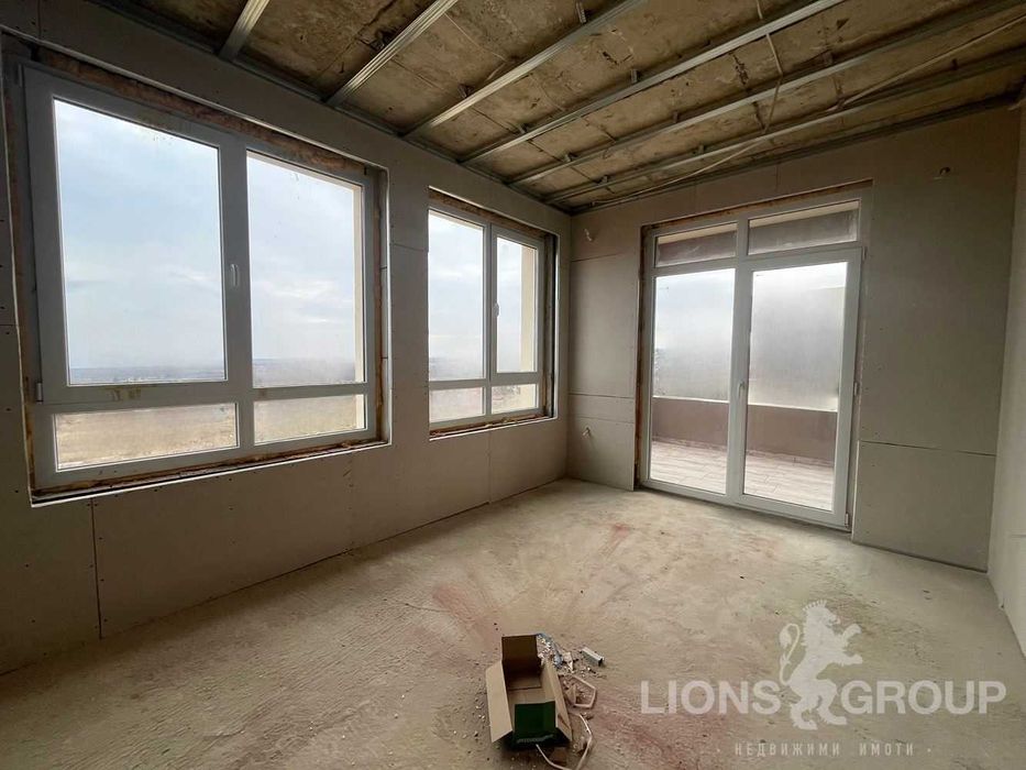 Продава се Къща в Варна, м-т Боровец - юг - 200 кв.м за 975 €/кв.м - Снимка #13