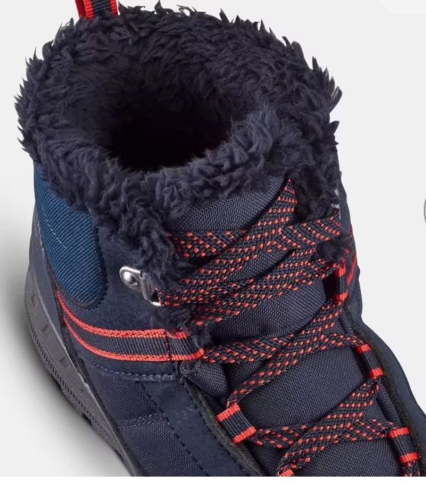 Детски непромукаеми зимни боти