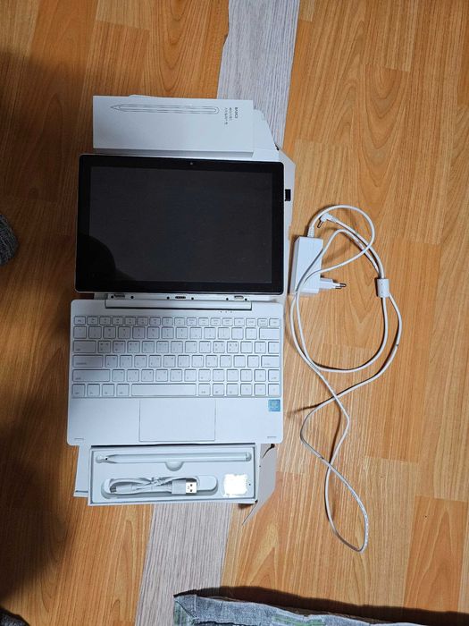 Basics Book 14 N-series TOUCH + PEN Sotiladi