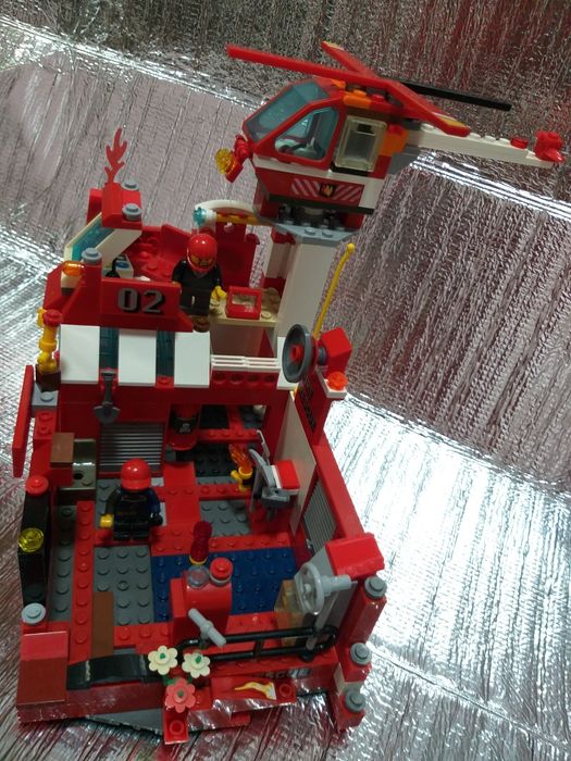 Пожарная станция, Lego