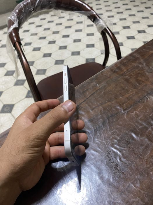 Iphone 12 oq idyal