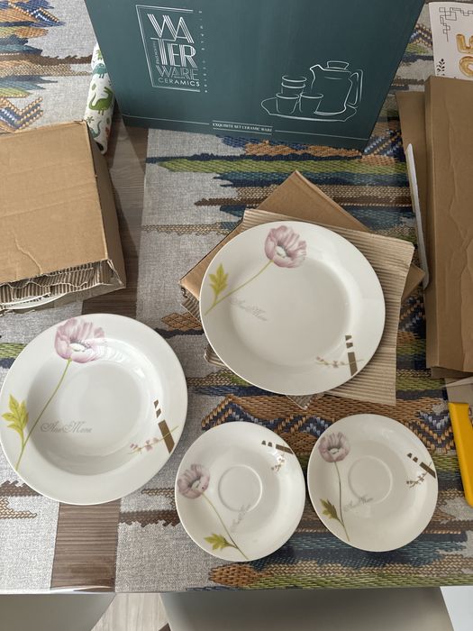 Продаю набор посуды 20 предмет