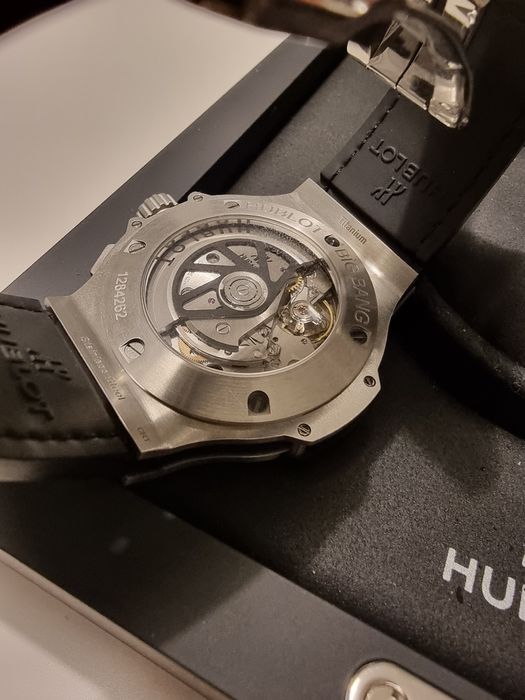 Hublot Big Bang Aero Bang – Titanium, Skeleton, Automatic