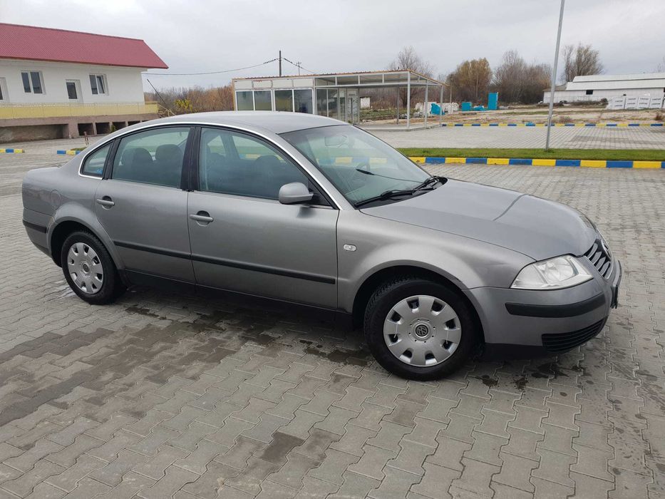 Se vinde urgent masina impecabila