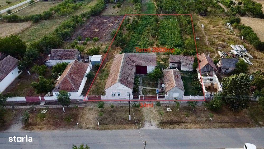 Casă de vânzare Firiteaz Teren 2800mp pe principală