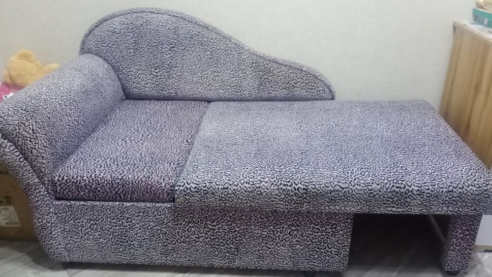 Продам тахту б/у