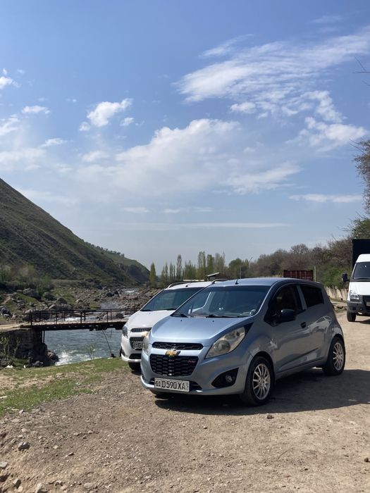 Spark 2013 avtamat qilingan kraskasi kapot kirilo gazi bor holati  zor