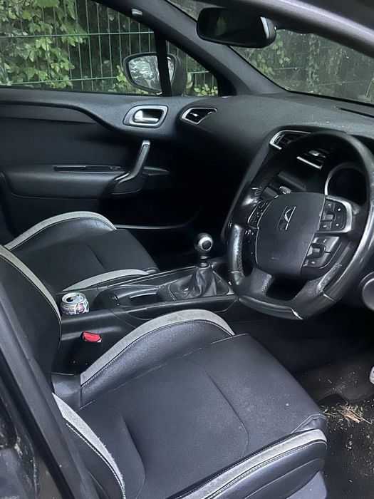 На части Citroen DS4 1.6 HDi 2014 година