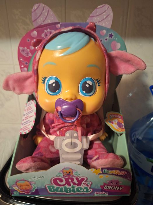 Плачещо бебе CRYBABIES