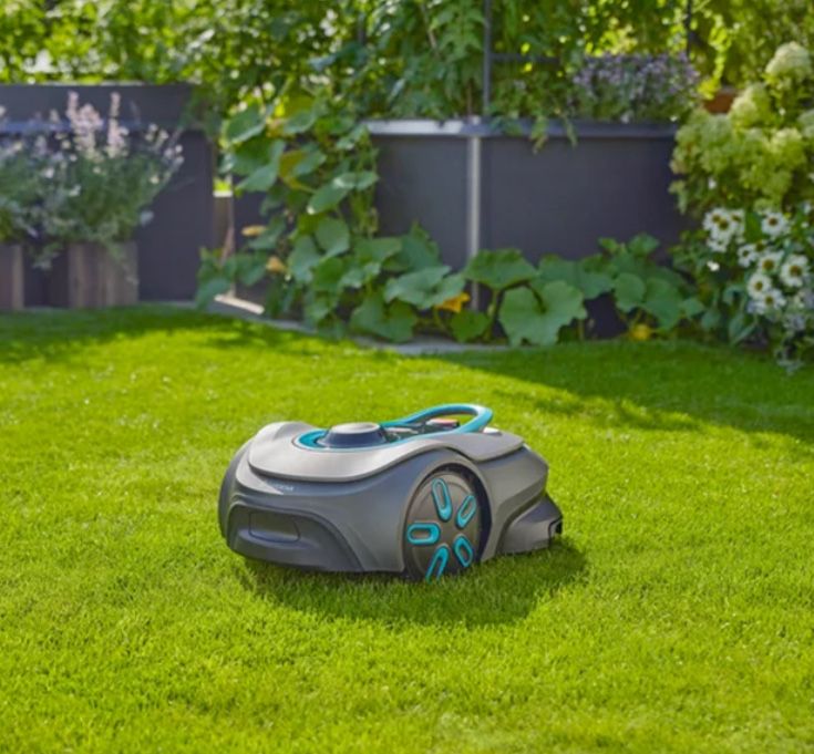 Gardena Sileno Free 900 m2 robot tuns iarba nou sigilat