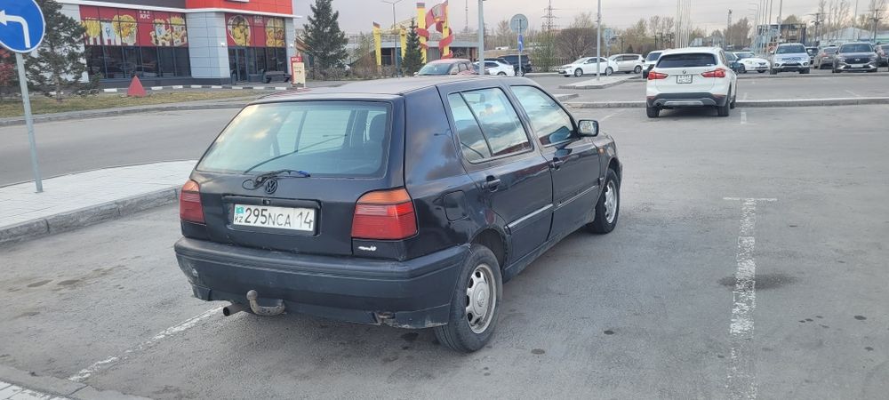 Продам гольф3 1.8