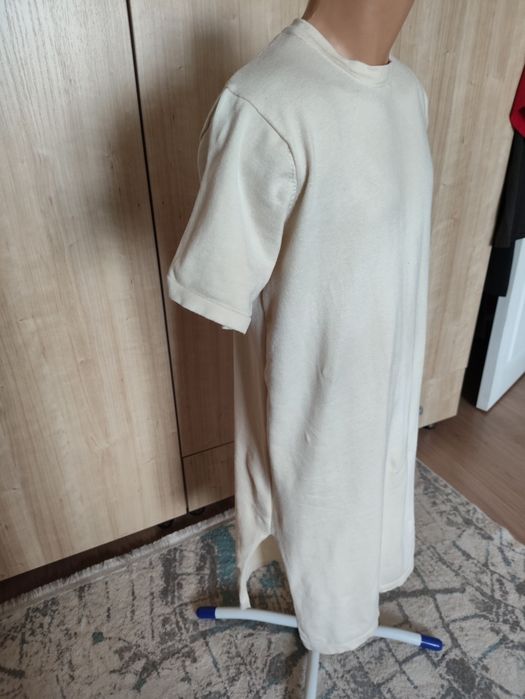 Продам платье молочного цвета