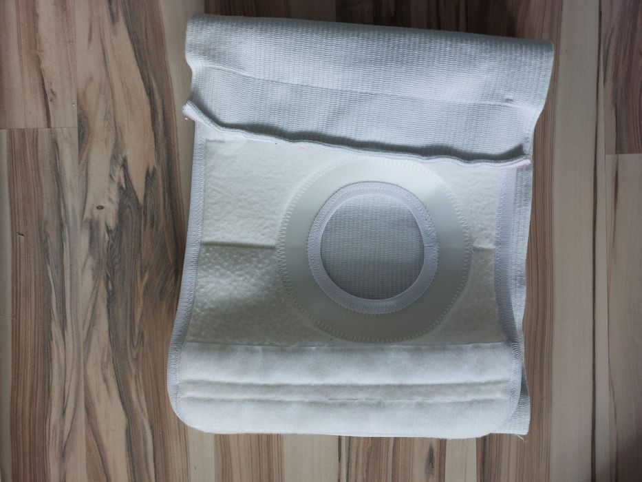 Медицински стягащ колан за стома