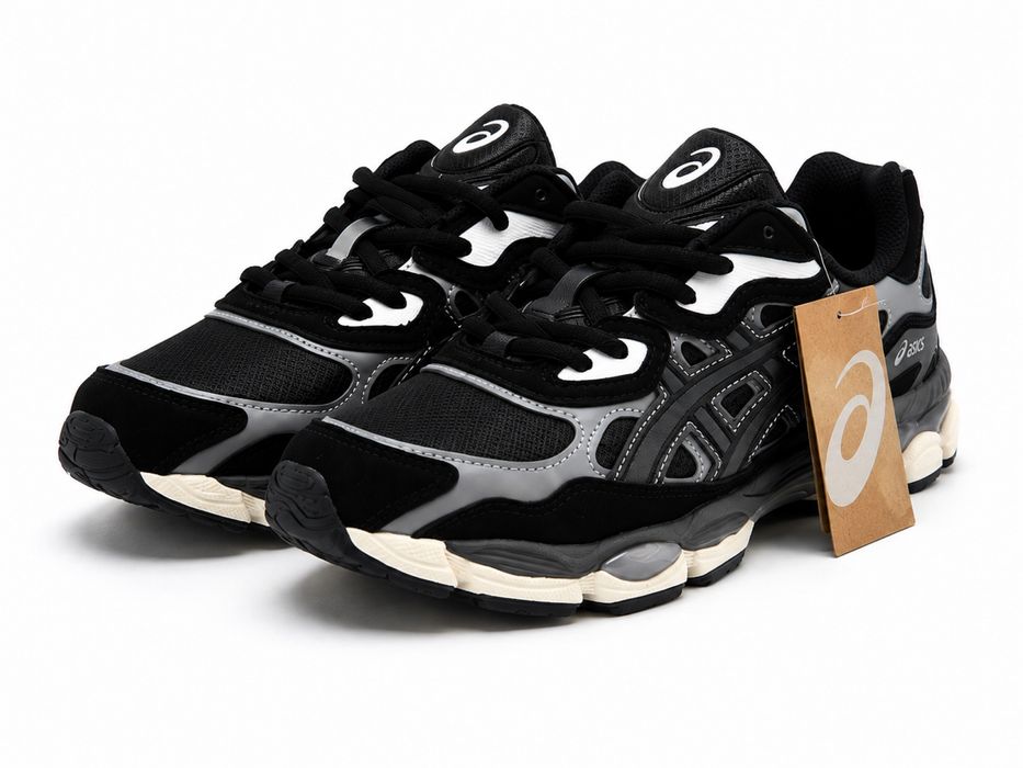 Asics Gel NYC Black noi