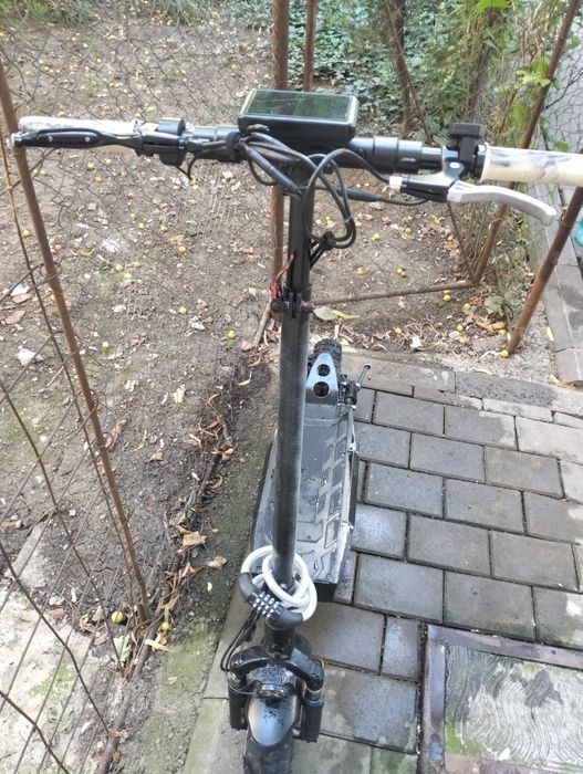 Trotinetă electrica iscoter ix3
