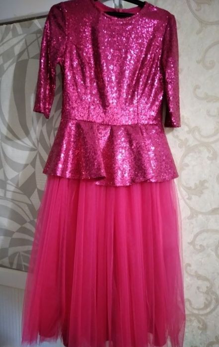 Вечерное платье.